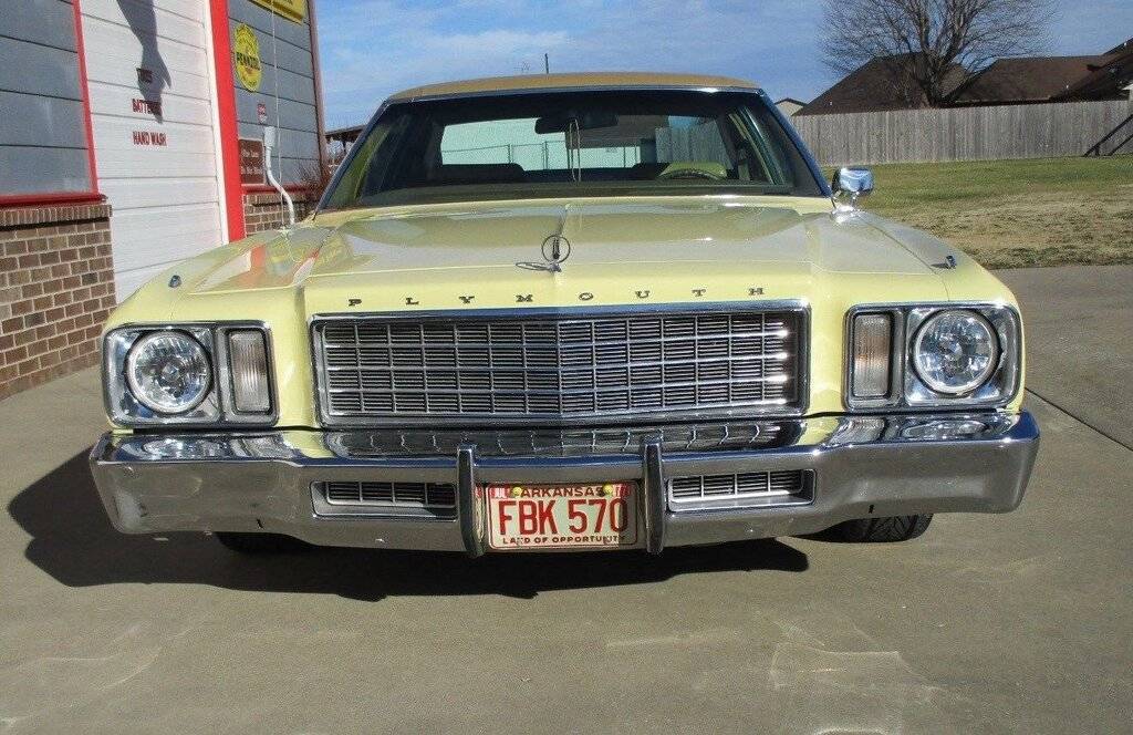 1977 PLYMOUTH GRAN FURY BROUGHAM 2DRHT, LOW MILLES, RUST-FREE, RARE.003.jpg