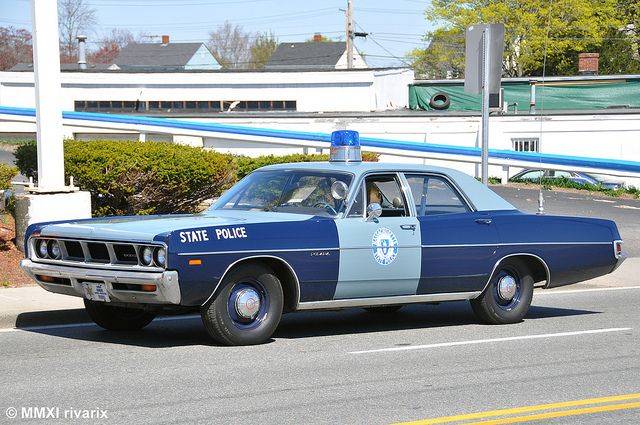 379d39fddab189badbd26560950a5aad--reggae-on-the-river-old-police-cars.jpg