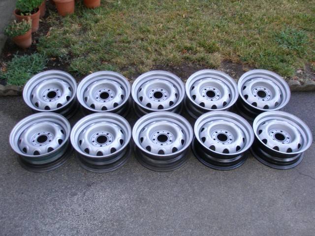 RALLYE WHEELS Cleaned & Painted 001 (Small).JPG