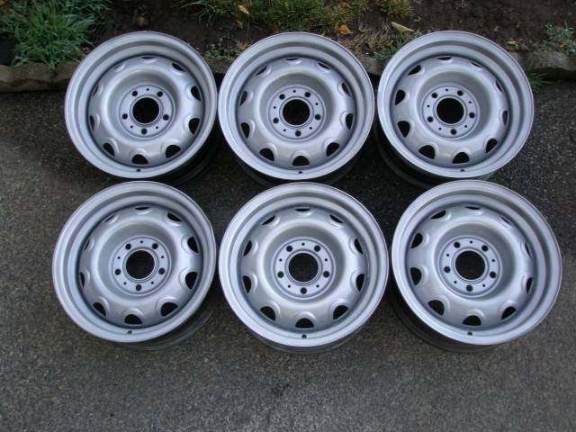 RALLYE WHEELS Cleaned & Painted 002 (Small).JPG