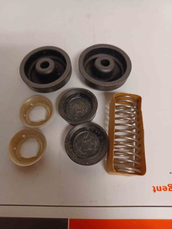 Wagner Rbld Kit 59154 parts 2.jpg