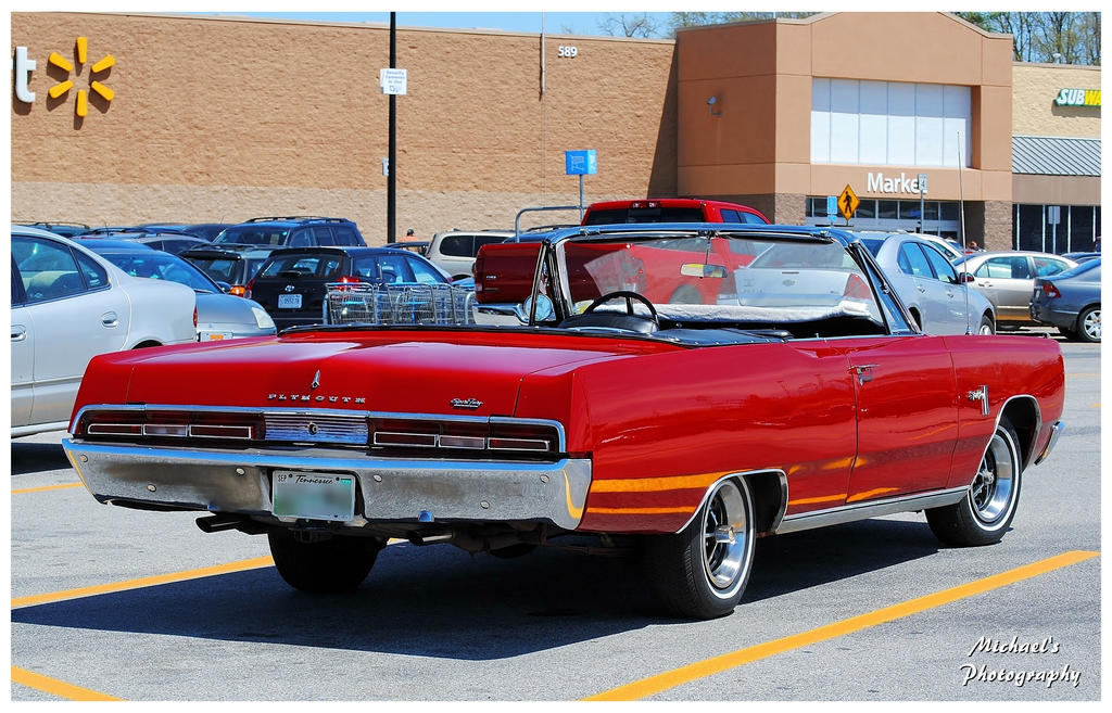 a_plymouth_sport_fury_convertible_by_theman268-d61tnzn.jpg