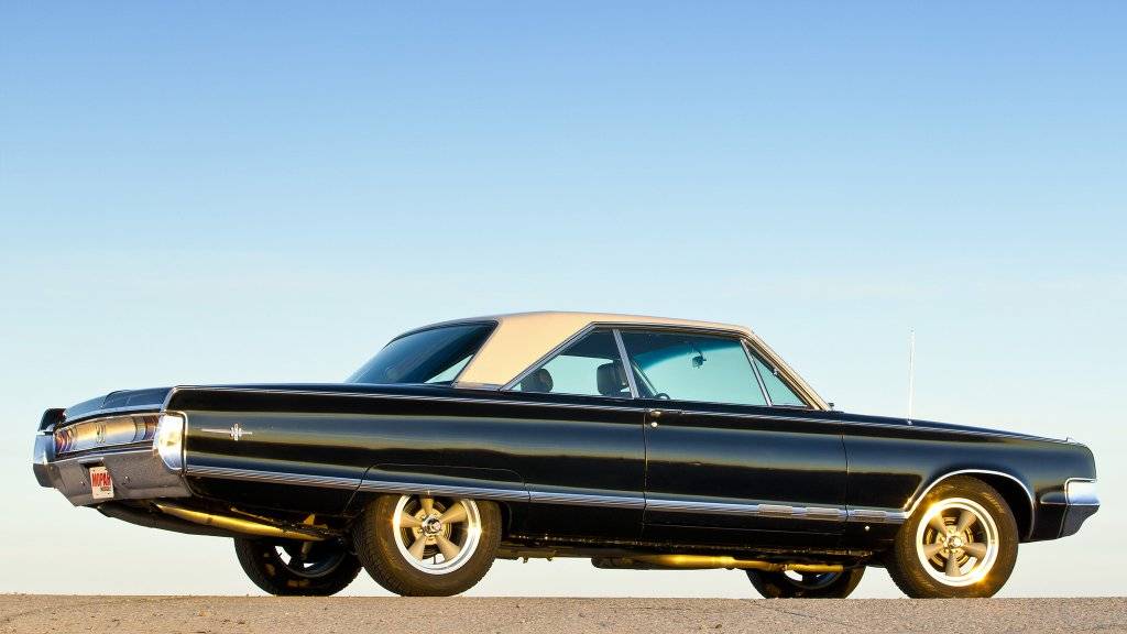 015-1965-chrysler-300-profile.jpg