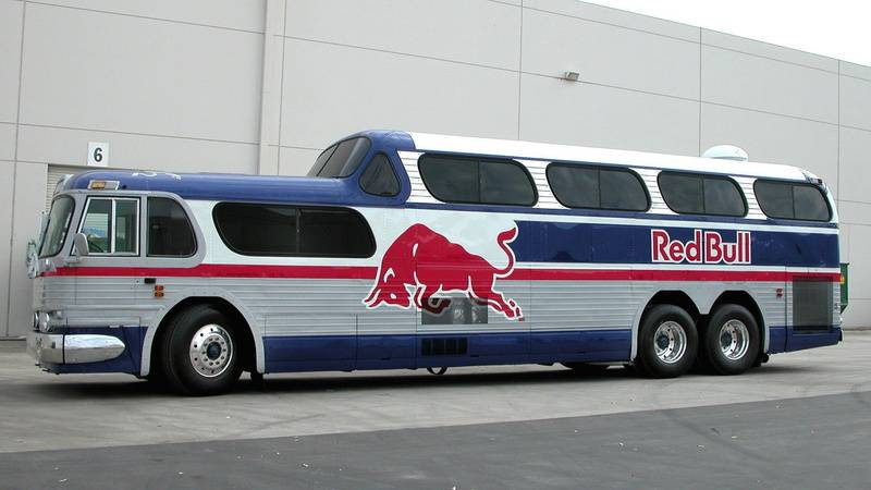1820571-bull-bus-greyhound-red-1080P.jpg