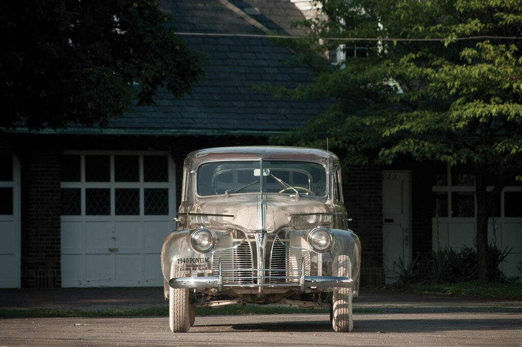 1939-Pontiac-Plexiglas-Deluxe-Six-Ghost-Car-131.jpg