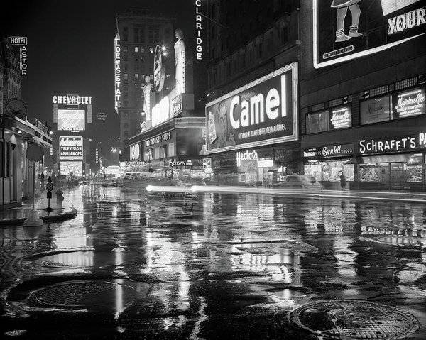 1950s-wet-rainy-streets-of-times-square-vintage-images.jpg