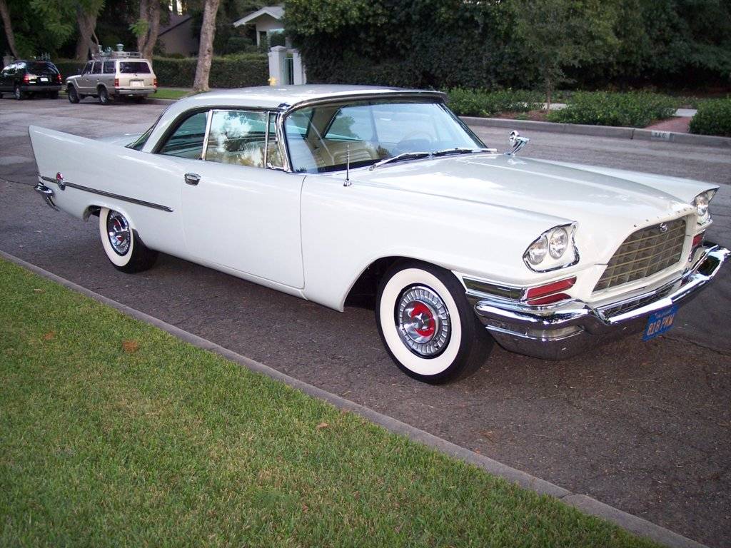 1957 Chrysler 300C.jpg