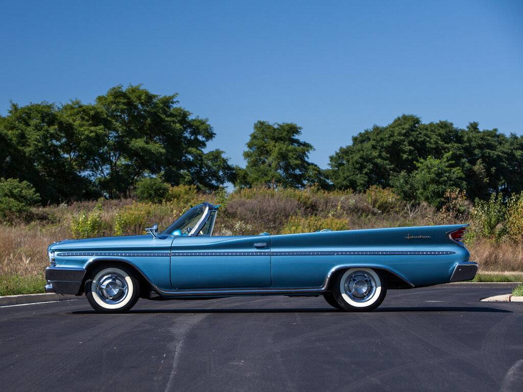 1960 DeSoto Adventurer convertible-03_sm.jpeg