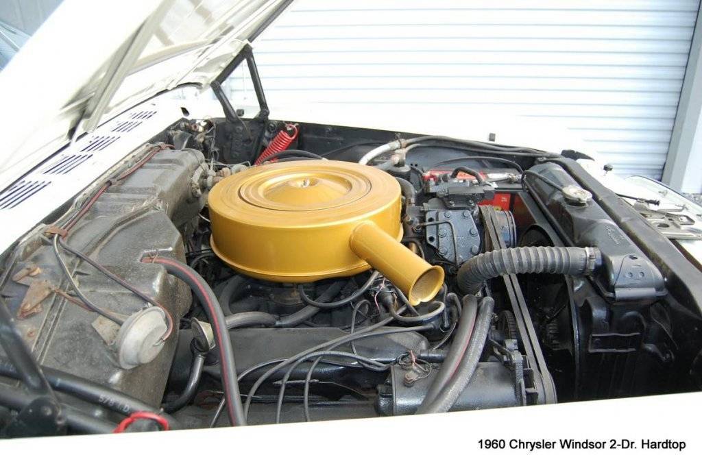 1960 Windsor 2 Door Underhood.jpg