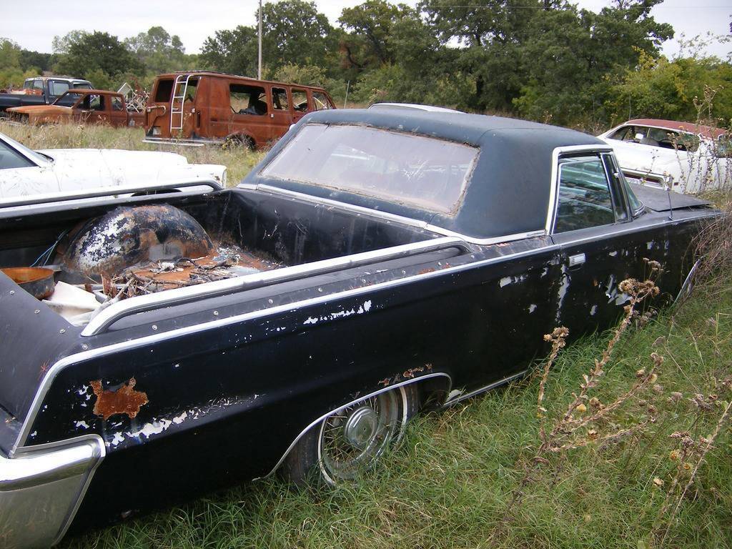 1965 CHRYSLER IMPERIAL 3.jpg