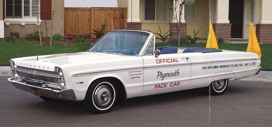 1965 flag car wrong lettering.jpg