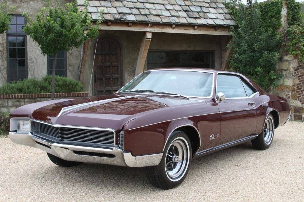 1966 Buick Riveria (1).jpg