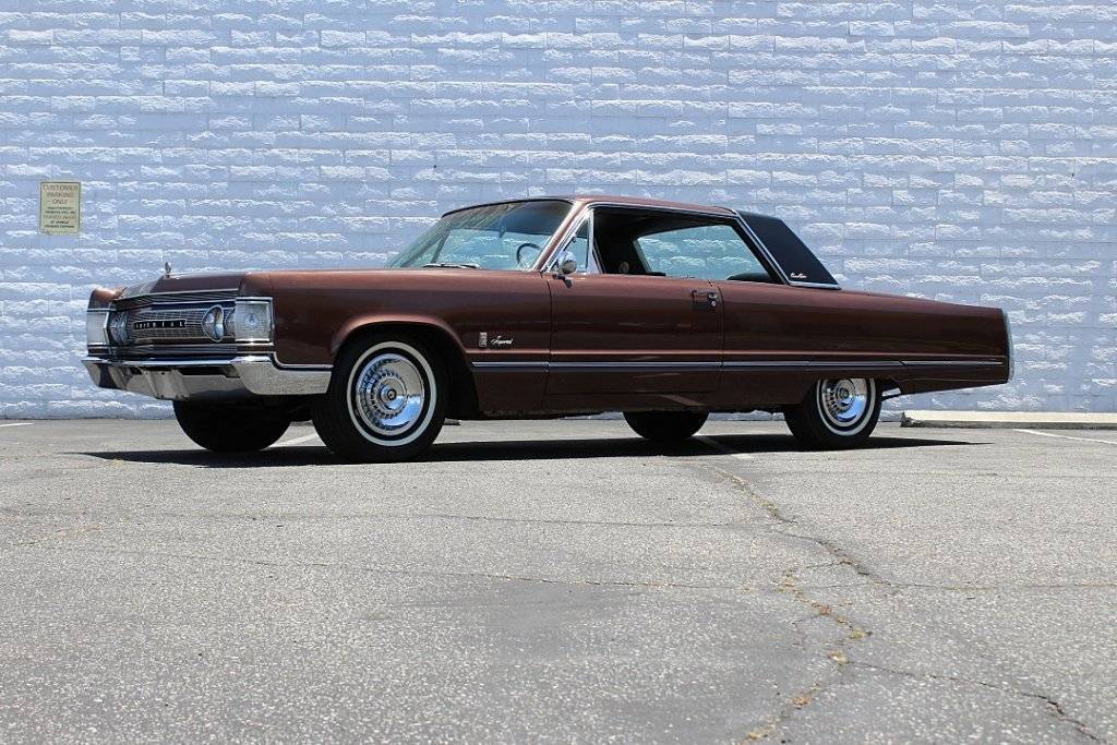 1967-Chrysler-Imperial--Car-100765482-0d80222b73f1e3f5a5fea575297ef898.jpg