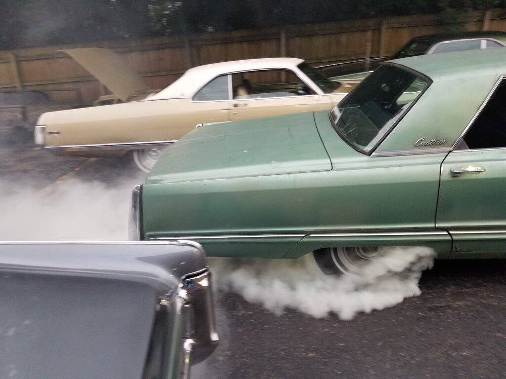 1967 Imperial burnout .jpg