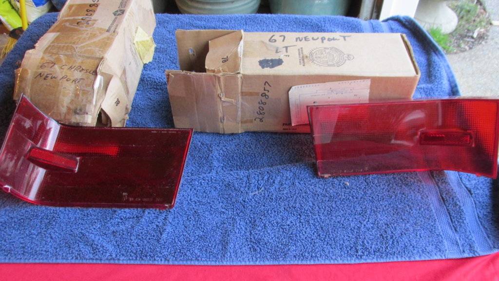 1967 newport pair IMG_9953.JPG
