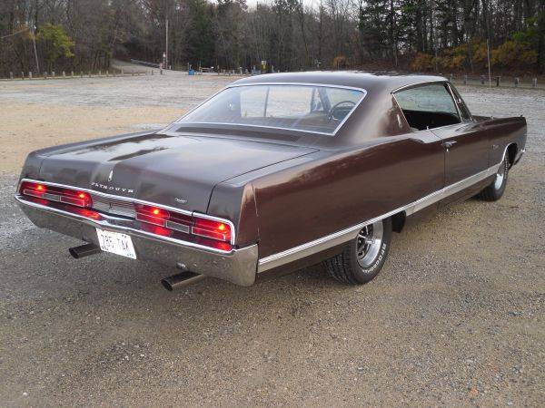 1967-plymouth-fury-vip-rear-corner-jpg.jpg