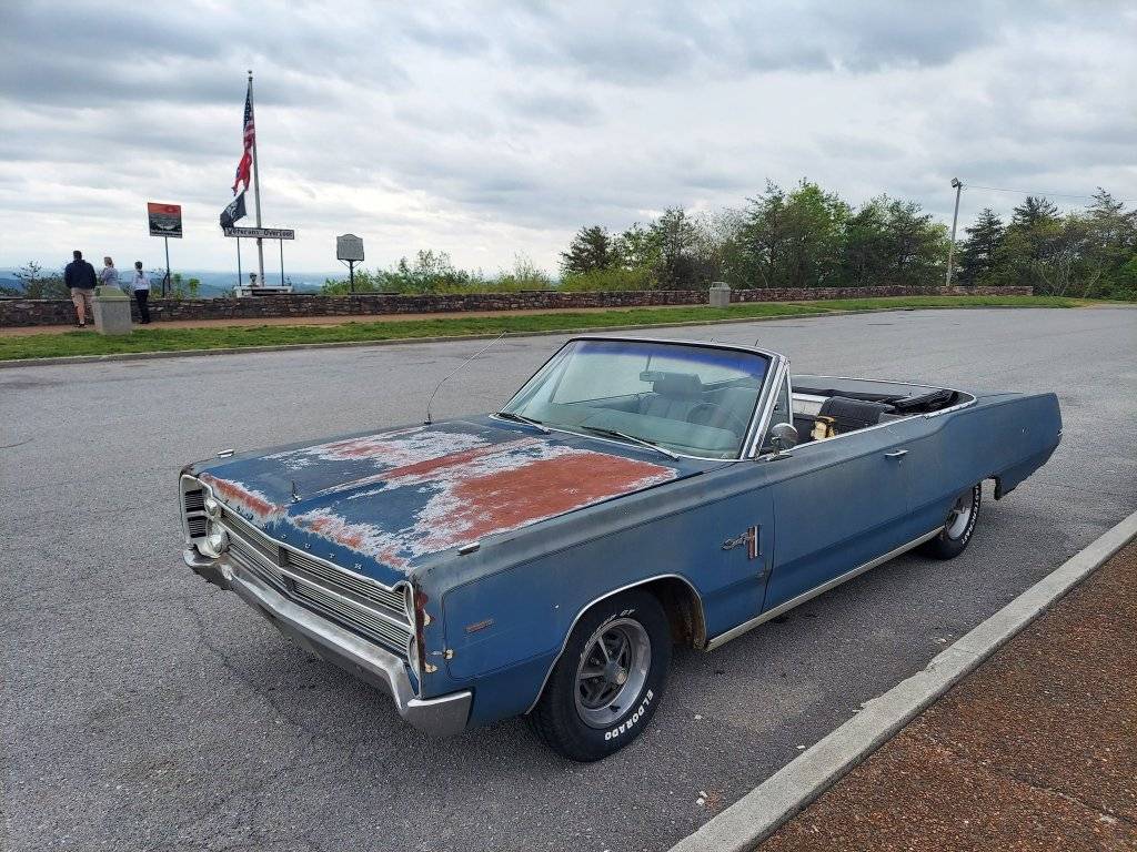1967 Plymouth Sport Fury Convertible 383 4spd (Non Numbers Matching).001.jpg