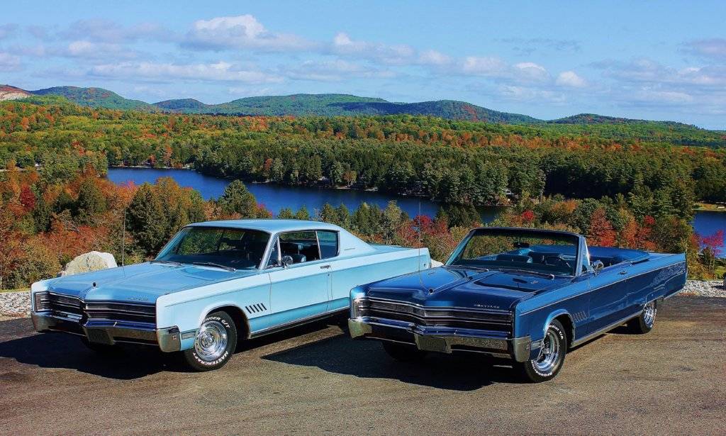 1968 chrysler 300 pair 3.JPG