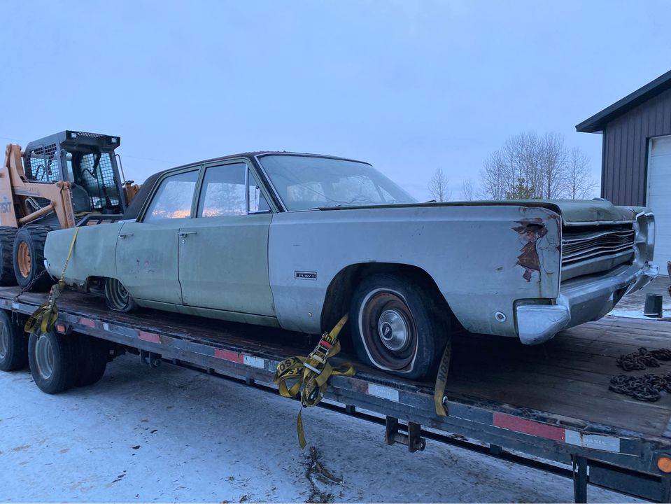 1968 Plymouth Fury I 4dr.$1,2000 Morinville AB.002.jpg