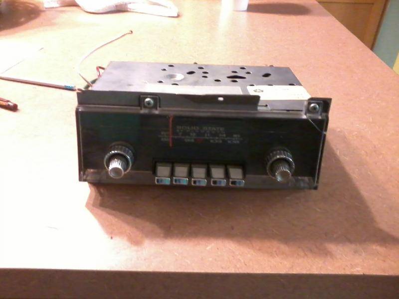 1968 plymouth fury radio.jpg