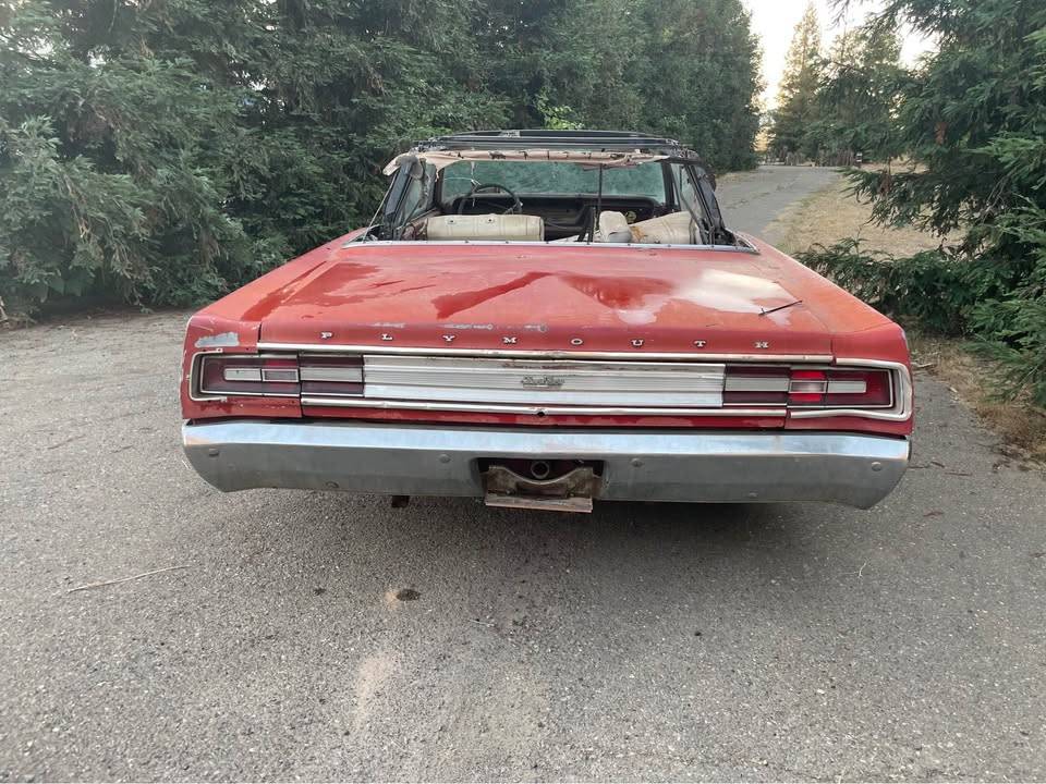 1968 Plymouth Fury Sport $1,000 in Madera CA.003.jpg