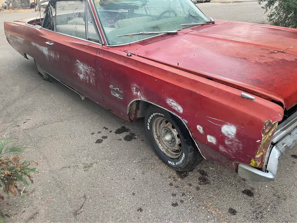 1968 Plymouth Fury Sport $1,000 in Madera CA.005.jpg