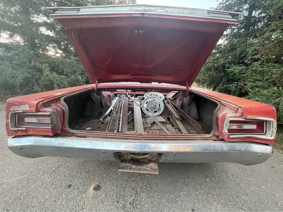 1968 Plymouth Fury Sport $1,000 in Madera CA.010.jpg