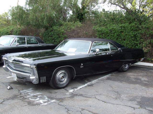 1969 Chrysler Imperial coup black 01.jpg