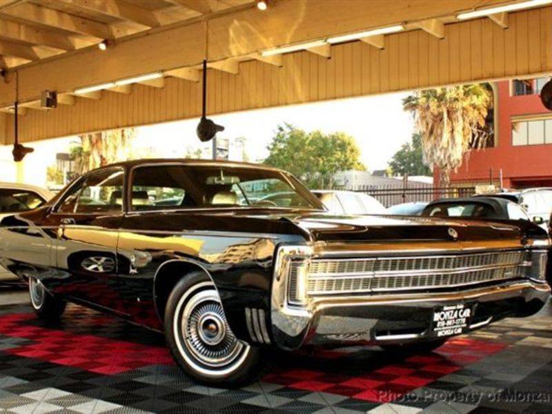 1969 Chrysler Imperial coup black 07.jpg