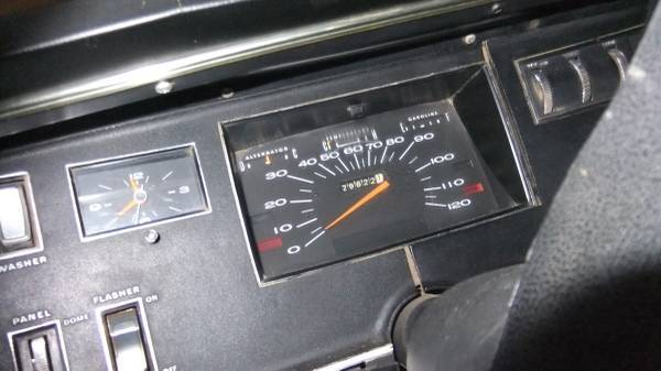 1969-Plymouth-Fury-III-dash.jpg