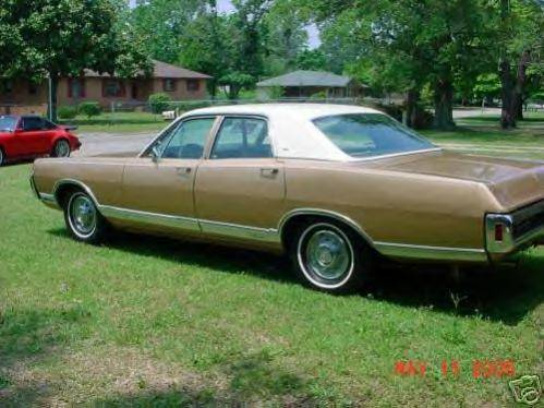 1970 dodge monaco gold left.jpg