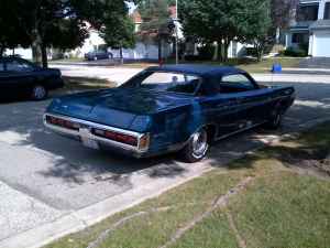 1970 dodge polara 2010 right rear Wisconsin.jpg