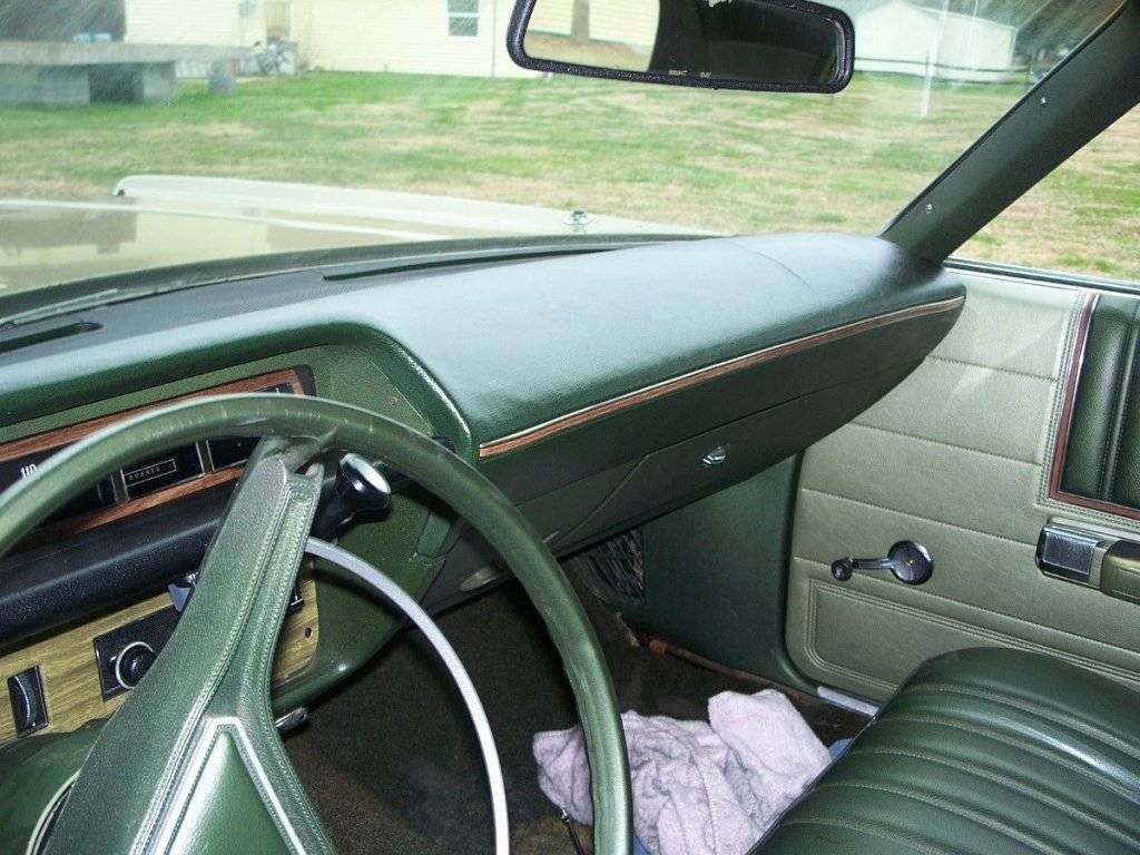 1970-dodge-polara-original-survivor-paint-and-interior-10.JPG