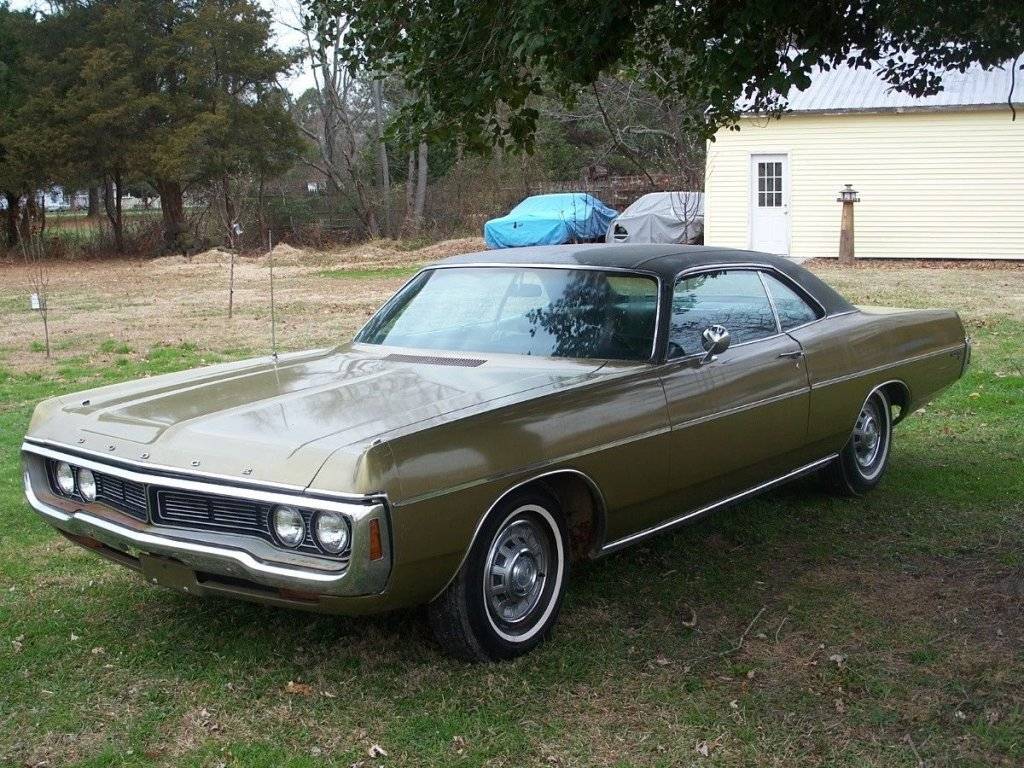 1970-dodge-polara-original-survivor-paint-and-interior-9.JPG