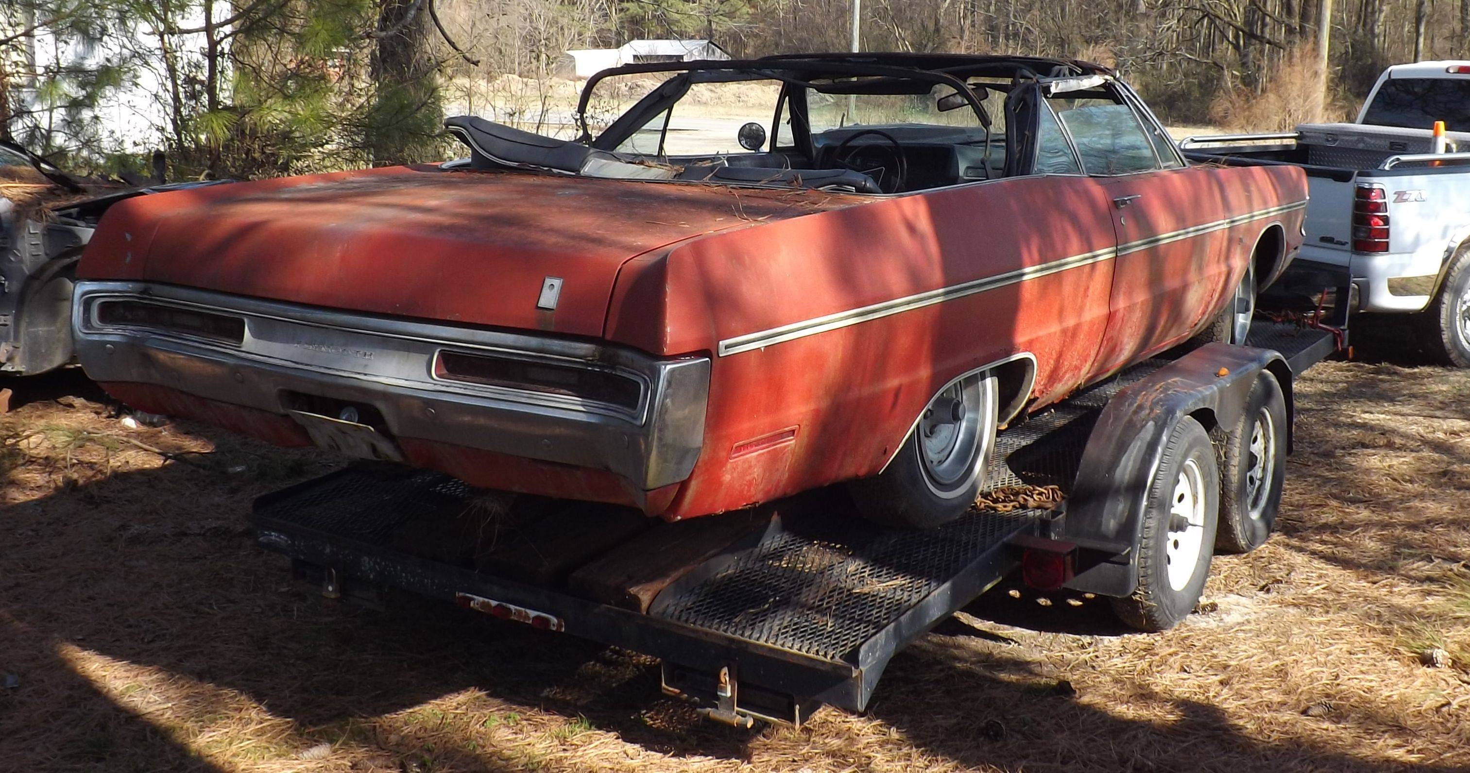 1970  Fury CV parts car991.jpg