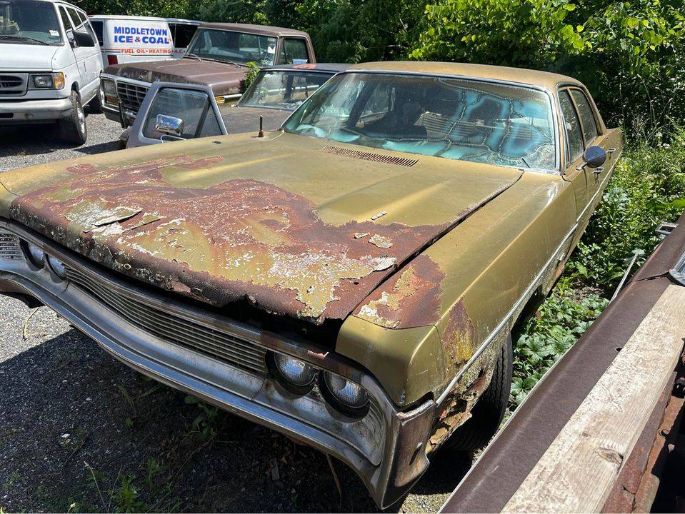 1970 Plymouth Fury 4dr 383 POLICE $2,000 in Annville, PA (FB).002.jpg