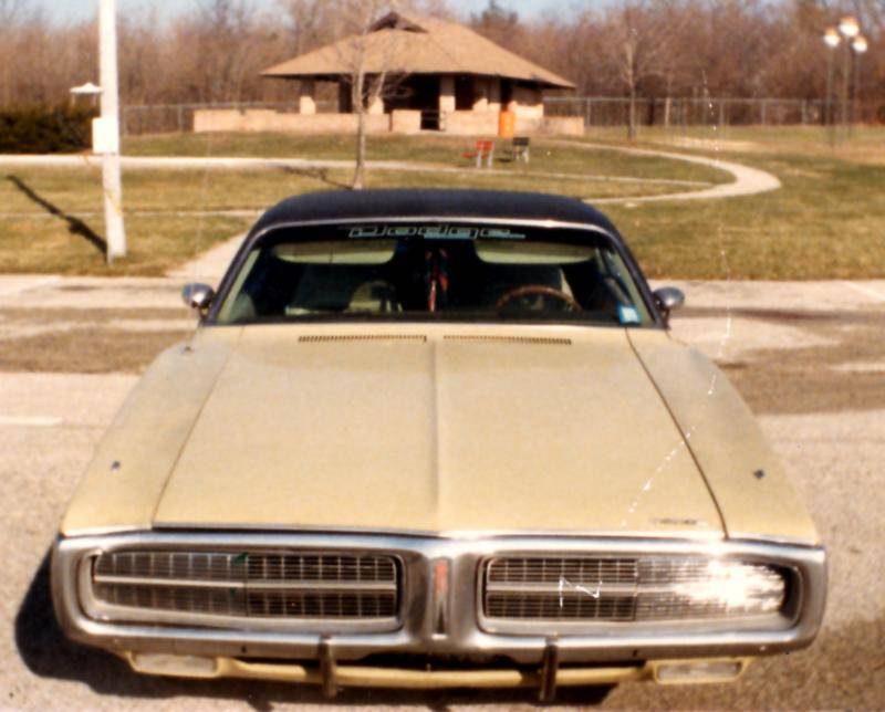 1972 Dodge Charger SE 01.jpg