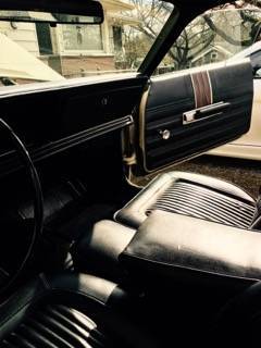 1972 Front seat.jpeg