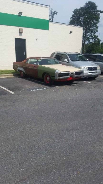 1972 Plymouth Fury Gran Coupe 2dr 440 4bbl PP23T2F288547_002.jpg