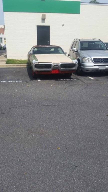 1972 Plymouth Fury Gran Coupe 2dr 440 4bbl PP23T2F288547_003.jpg