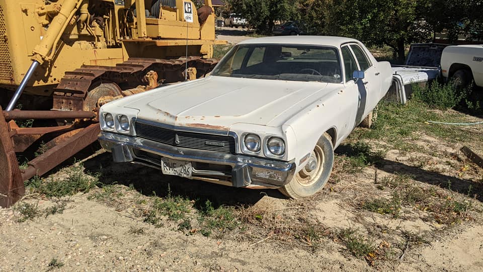 1973 Plymouth Fury I 440 4dr Former Henderson, NV PD car.001.jpg