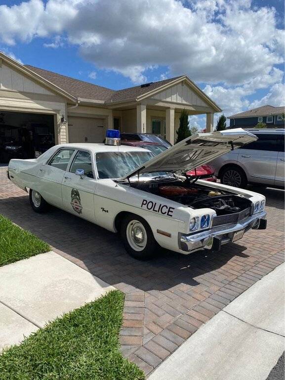 1973 Plymouth Fury II 4dr X Ohio Hwy. Patrol Car w440 4BBL.006.jpg