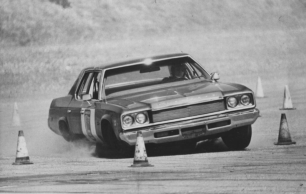 1974-plymouth-recon_orig.jpg