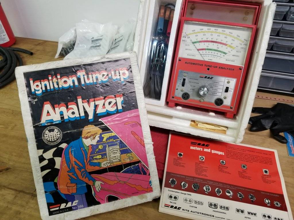 1975 Engine Tune up analyzer.jpg