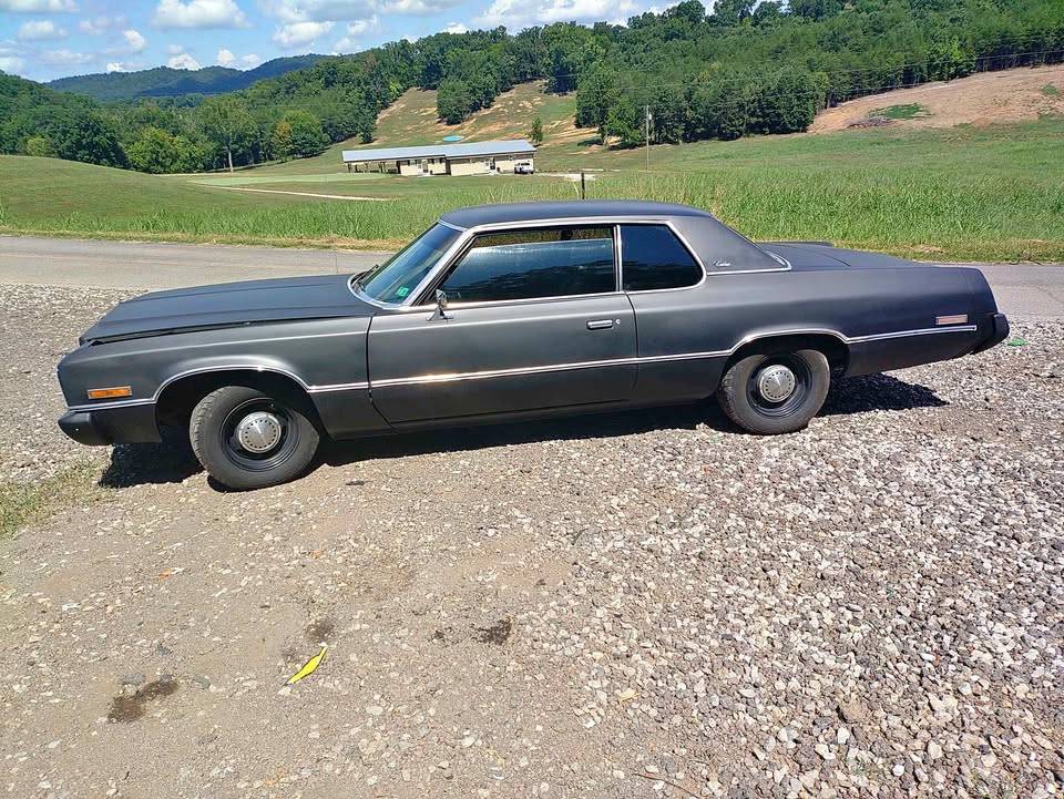 1975 Plymouth Gran Fury 360 2dr $7,500 Dandridge TN.001.jpg
