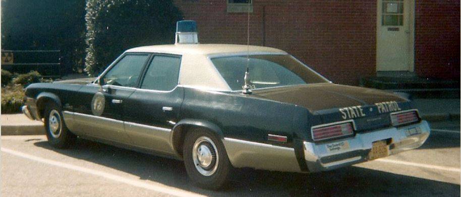 1975 Plymouth Gran Fury.North.Carolia.SP.001.jpg