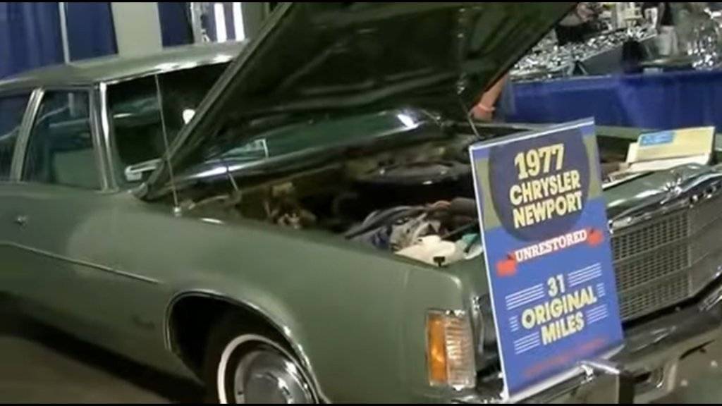 1977.Chrysler.Newport.Unrestored.31.Original.Miles.jpg