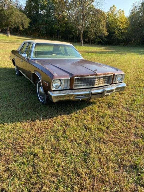 1977 Plymouth Gran Fury 360 77k 4dr Sdn Bronze Vinyl.002.jpg