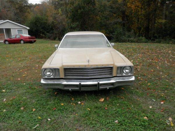 1977 Plymouth Gran Fury - $5000 (Fuquay Varina).002.jpg