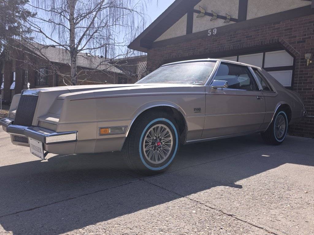 1981 Chrysler Imperial.jpg